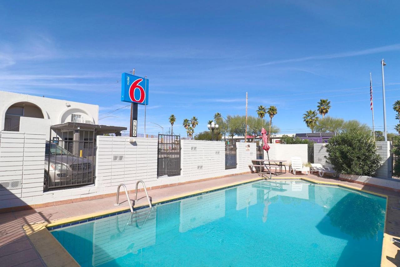 Motel 6 Tucson, Az - East Williams Center Exterior foto